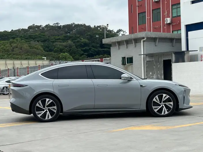 NIO ET5 2022 Model 75kWh – фото 8
