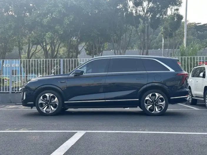 Wey Blue Mountain 2023 Model 4WD Ultra-long Endurance