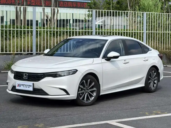 Model Ge 2022 Model 240TURBO CVT Deluxe Edition