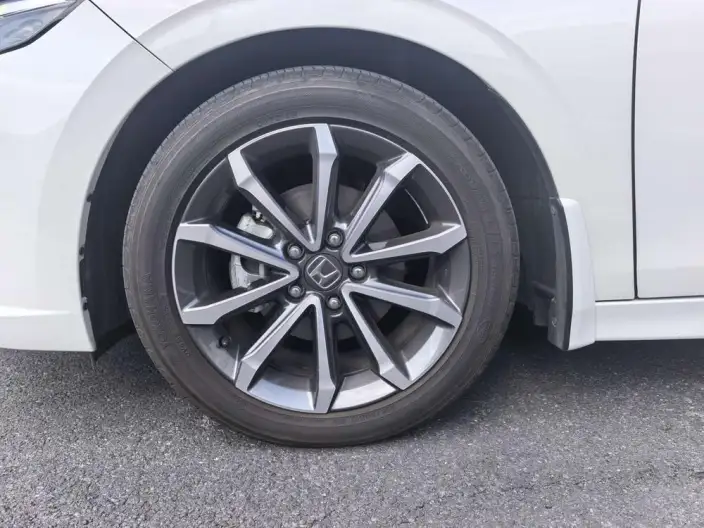 Model Ge 2022 Model 240TURBO CVT Deluxe Edition – фото 7