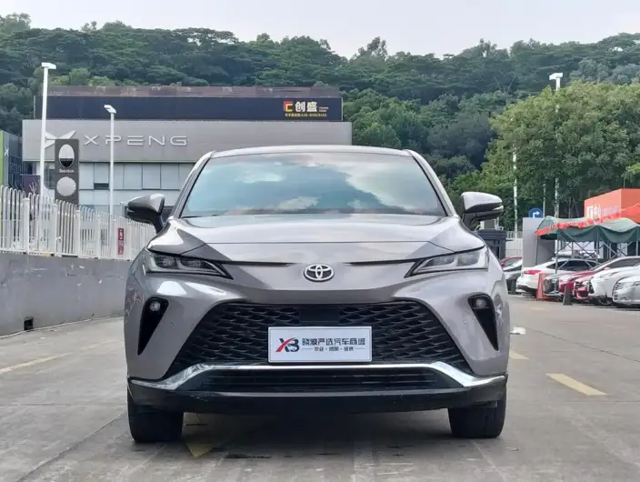 Venza 2023 Model 2.0L CVT 2WD Premium Edition – фото 2