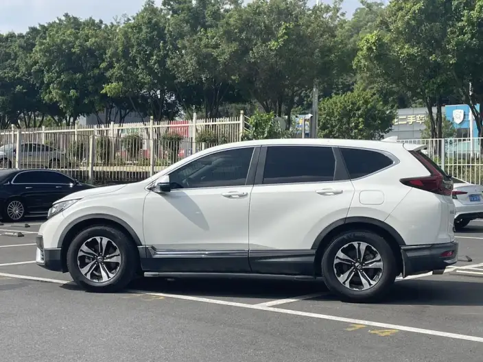 Honda CR-V 2021 Model 240TURBO CVT 2WD Fashion edition