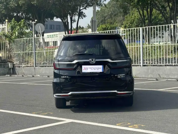 Honda Elysion 2022 Model 2.0L Hybrid Supreme Edition – фото 5