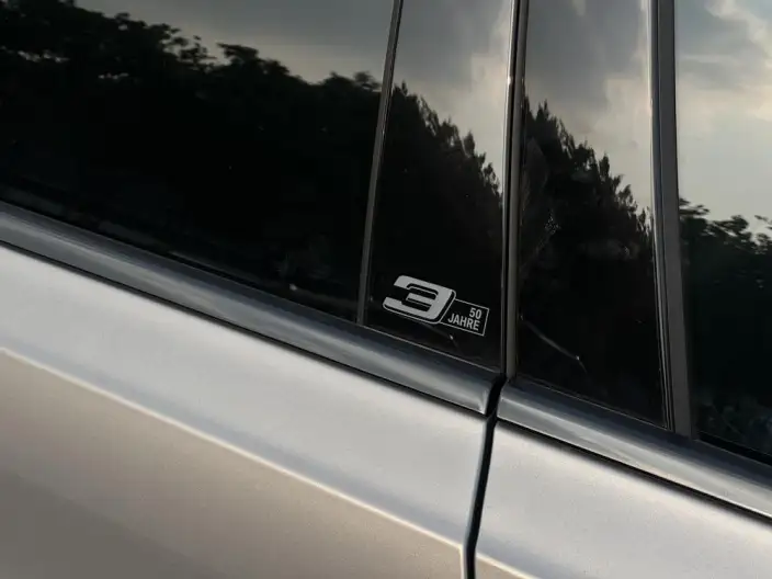 BMW 3 Series 2025 Model 330Li 50th Anniversary Limited edition – фото 9