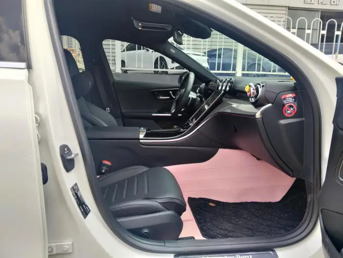 Mercedes-Benz C-Class 2025 Model Facelift C 260 L Sports Edition – фото 10