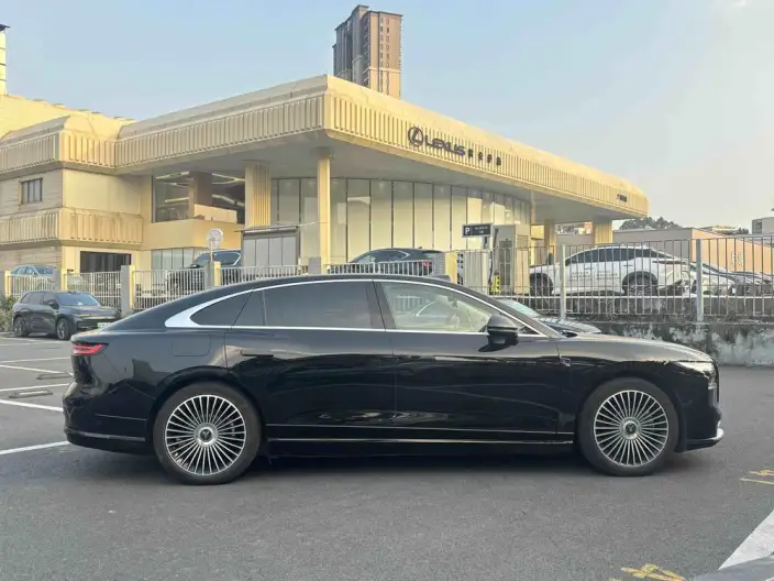 Voyah Pursuit L 2026 Model 4WD Ultra – фото 7