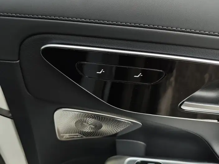 Mercedes-Benz C-Class PHEV 2024 Model Facelift II C 350 eL – фото 8