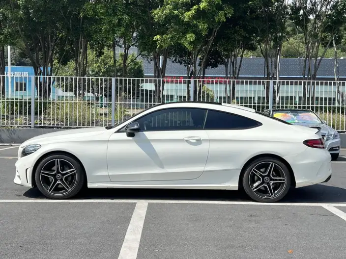 Mercedes-Benz C-Class Imported 2023 Model C 260 Coupe – фото 4