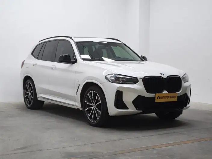 BMW X3 2022 Model xDrive30i Leading Model M Night Set – фото 3