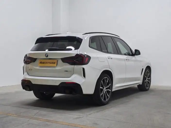 BMW X3 2022 Model xDrive30i Leading Model M Night Set – фото 7