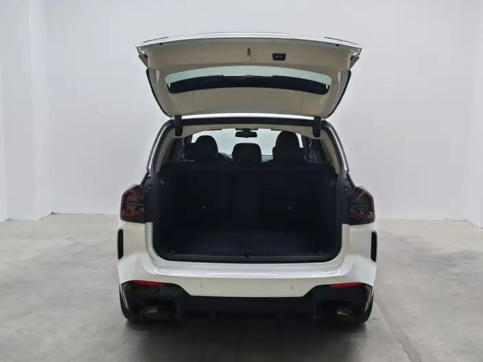 BMW X3 2022 Model xDrive30i Leading Model M Night Set – фото 20