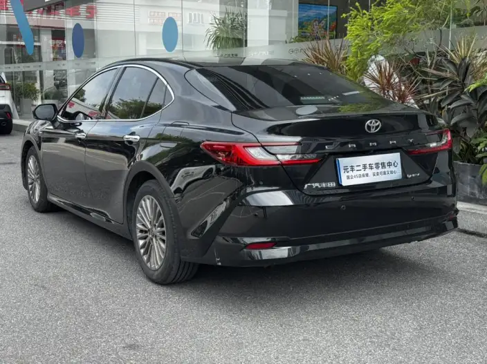 Toyota Camry 2024 Model Hybrid 2.0HGVP Deluxe Edition – фото 5