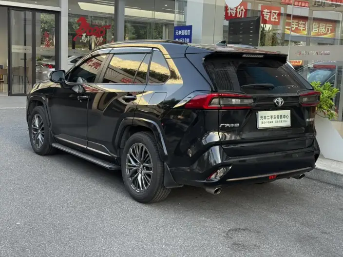 Toyota Wildlander 2024 Model 2.0L 2WD Luxury PLUS Edition – фото 5