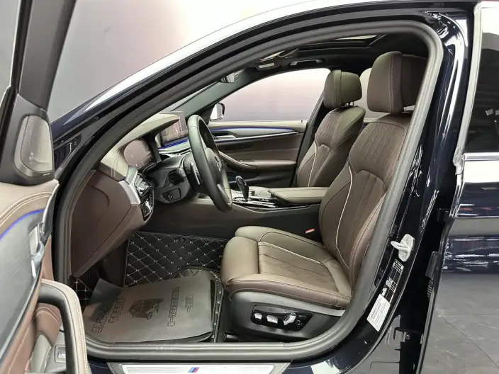 BMW 5 Series 2023 Model 530Li Exclusive Model M Sports Set – фото 7