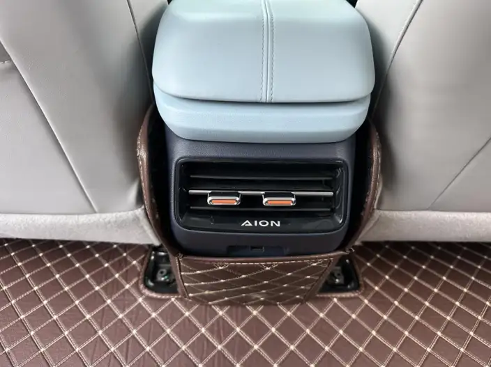 AION Y 2023 Model Plus 510 Technology Edition Lithium Iron Phosphate – фото 9