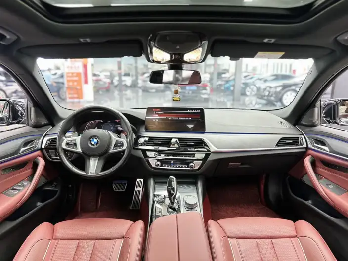 BMW 5 Series 2022 Model Facelift 530Li Exclusive Model M Sports Set – фото 5