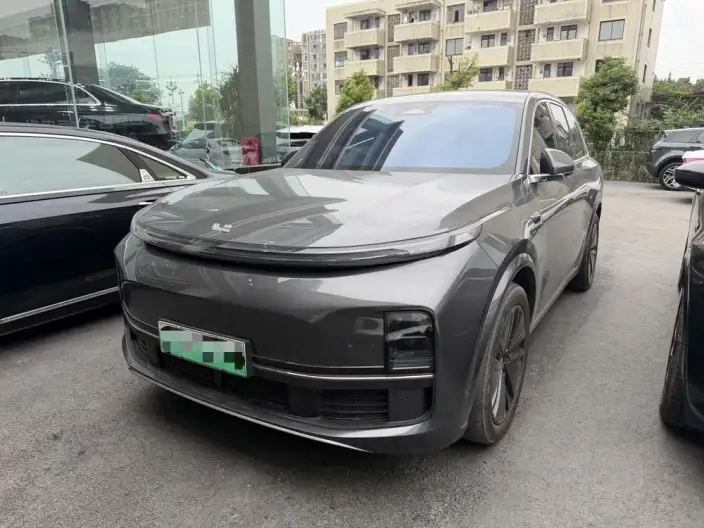 Li Auto L8 2024 Model Pro Edition
