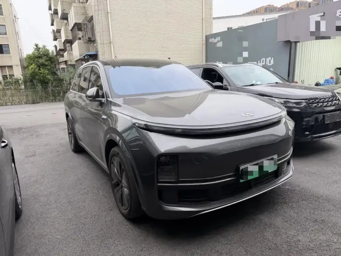 Li Auto L8 2024 Model Pro Edition