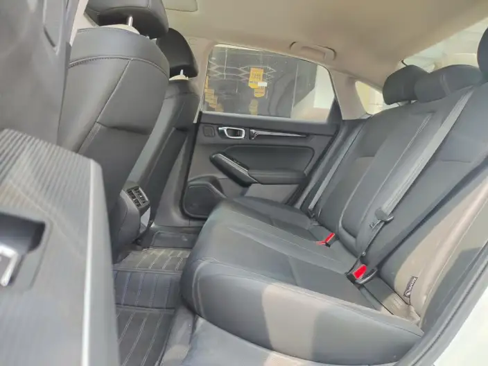 Model Ge 2023 Model 240TURBO CVT Smart Edition – фото 9