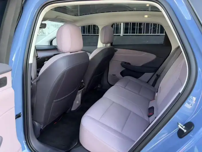 Hongqi Tiangong 05 2025 Model 750 Long Battery Life Pro Edition – фото 8