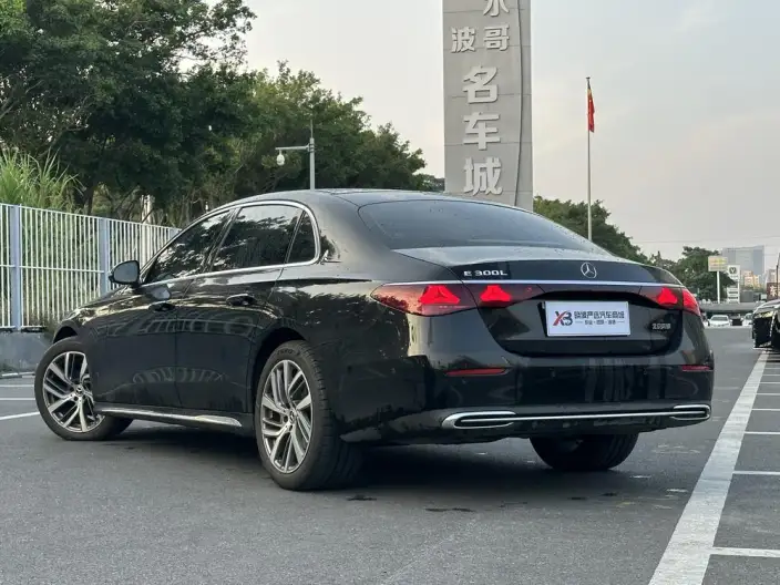 Mercedes-Benz E-Class 2024 Model E 300 L Fashion Model sedan