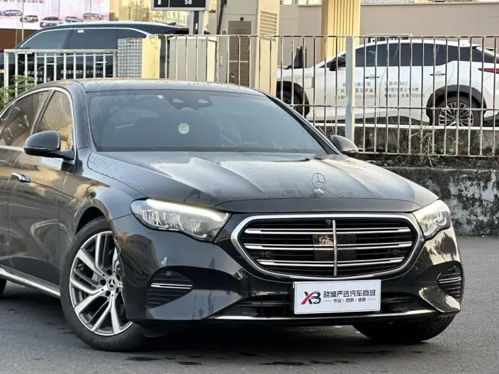 Mercedes-Benz E-Class 2024 Model E 300 L Fashion Model sedan – фото 7
