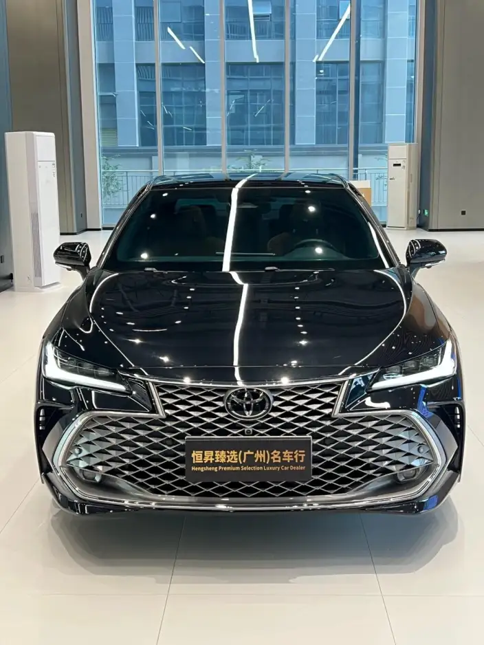 Toyota Avalon 2024 Model Intelligent Hybrid 2.5L E-CVT XLE Premium Edition