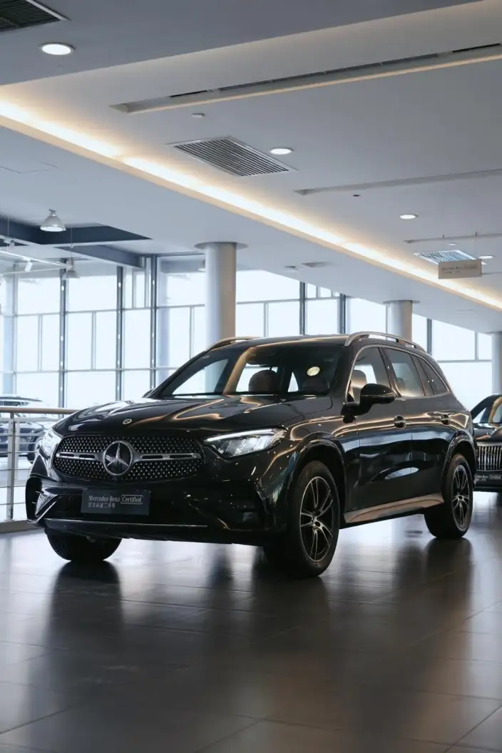 Mercedes-Benz GLC 2025 Model GLC 260 L 4MATIC Luxury Model 5 seat