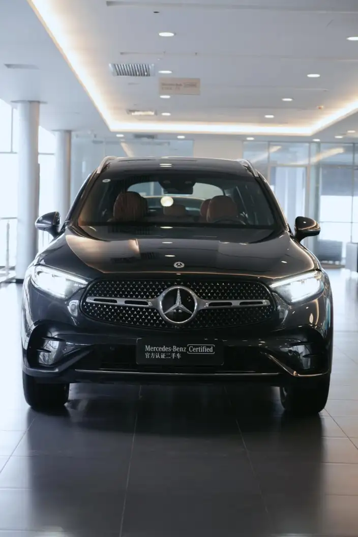 Mercedes-Benz GLC 2025 Model GLC 260 L 4MATIC Luxury Model 5 seat
