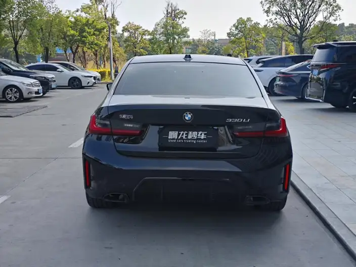 BMW 3 Series 2025 Model 330Li M Sports Night Set – фото 5