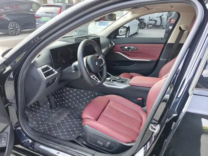 BMW 3 Series 2025 Model 330Li M Sports Night Set – фото 8