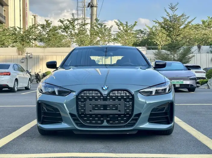 BMW 4 Series 2024 Model 430i M Sports Night Set