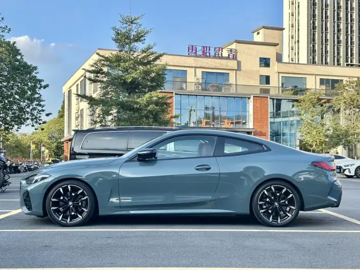 BMW 4 Series 2024 Model 430i M Sports Night Set