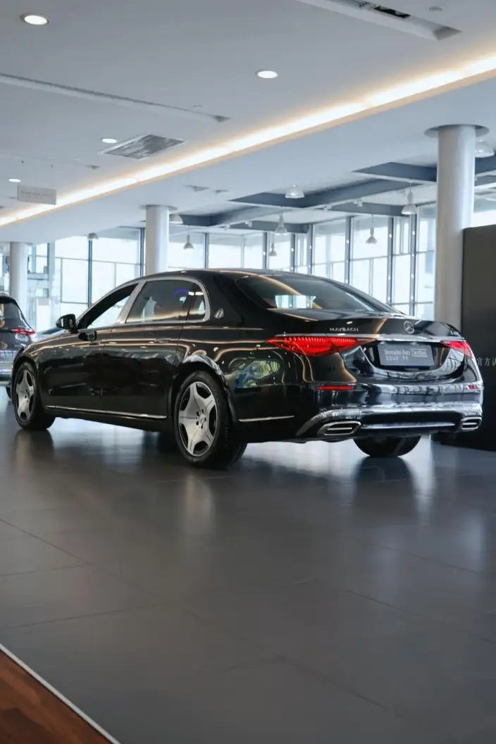 Mercedes-Maybach S-Class 2025 Model S 480 4MATIC – фото 6