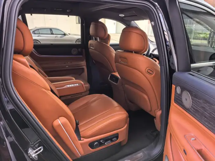 Aito M9 2024 Model Extended Range Ultra VI seat Edition – фото 5