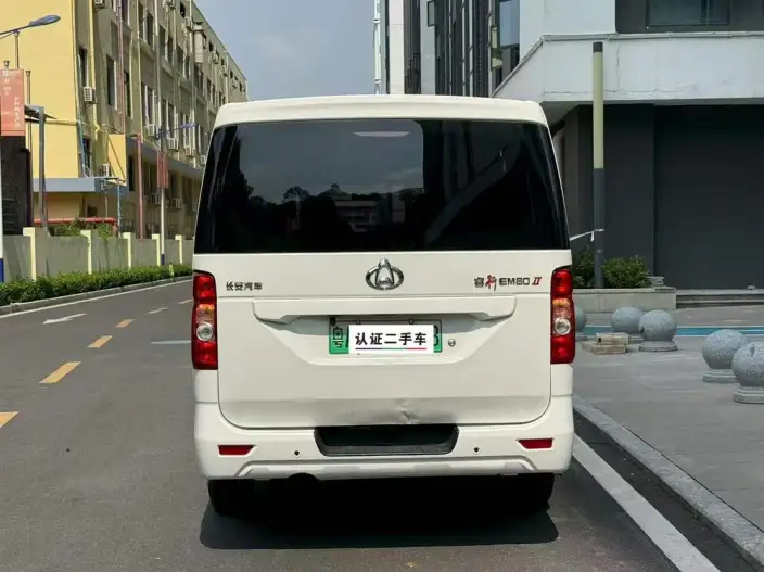 Ruixing EM80 2024 Model Comfort Model Back lift door 6 seat 270km 41.86kWh – фото 4