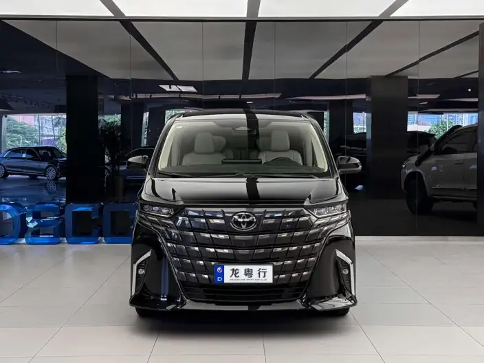 Elfa 2023 Model 2.5L Intelligent Hybrid 4WD Premium Edition