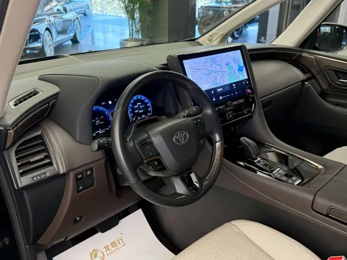 Elfa 2023 Model 2.5L Intelligent Hybrid 4WD Premium Edition – фото 8