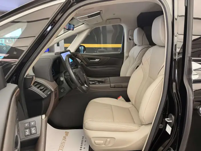 Elfa 2023 Model 2.5L Intelligent Hybrid 4WD Premium Edition – фото 10