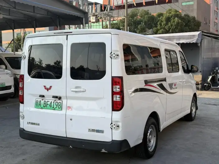 Wuling Yangguang 2024 Model 300km Comfort Model Passenger car Edition 75kW – фото 6