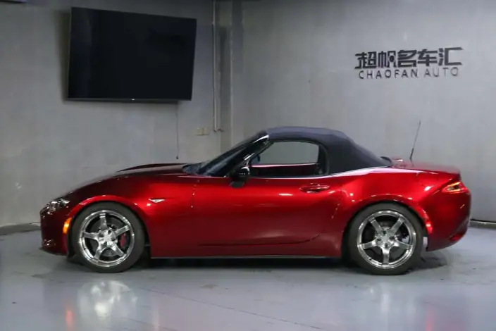 Mazda MX-5 2023 Model 2.0L Manual Rear Drive 2 seat Parallel Imported