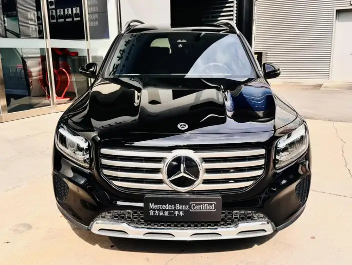 Mercedes-Benz GLB 2025 Model GLB 220 Fashion Model