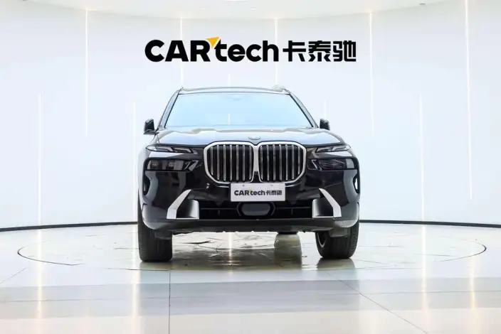 BMW X7 2023 Model xDrive40i Leading Model Luxury Set