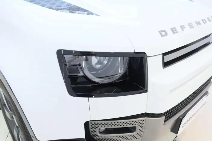 Land Rover Defender 2024 Model 110 3.0T P400 X-Dynamic HSE – фото 8