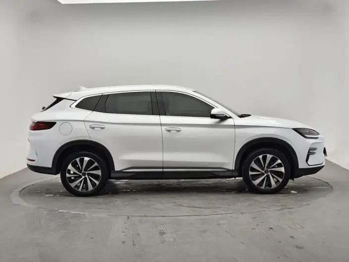 BYD Song PLUS EV 2024 Model Honor Edition 520KM Noble Model – фото 8