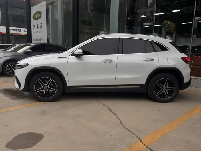 Mercedes-Benz EQA 2022 Model EQA 300 4MATIC First Edition Special Edition – фото 3