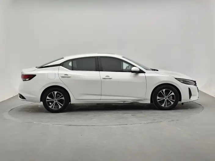 Nissan Sylphy 2023 Model 1.6L CVT Yuexiang Edition – фото 8