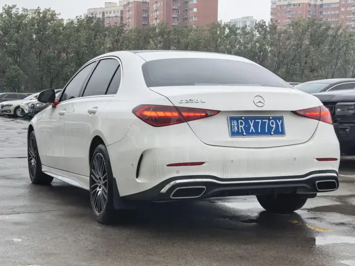 Mercedes-Benz C-Class 2026 Model C 260 L Sports sedan Classic Edition – фото 3