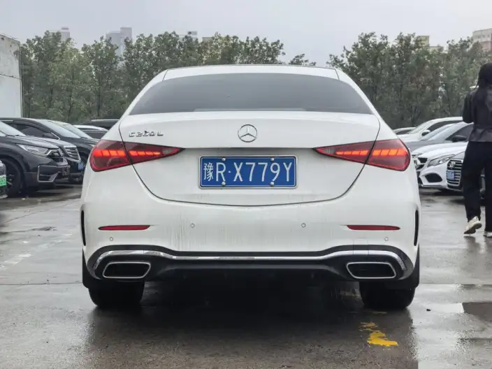 Mercedes-Benz C-Class 2026 Model C 260 L Sports sedan Classic Edition – фото 4