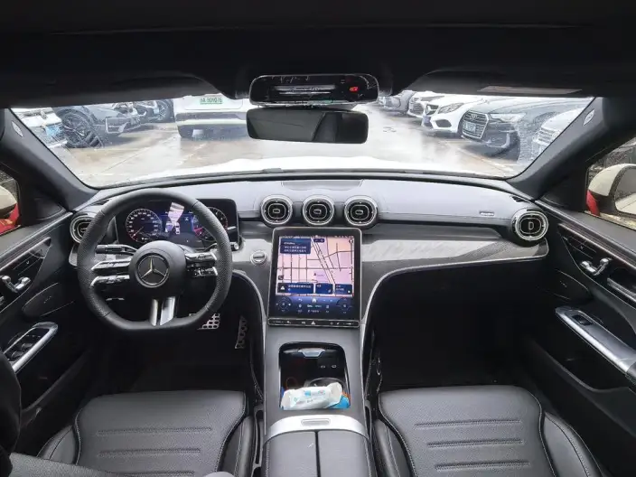 Mercedes-Benz C-Class 2026 Model C 260 L Sports sedan Classic Edition – фото 7